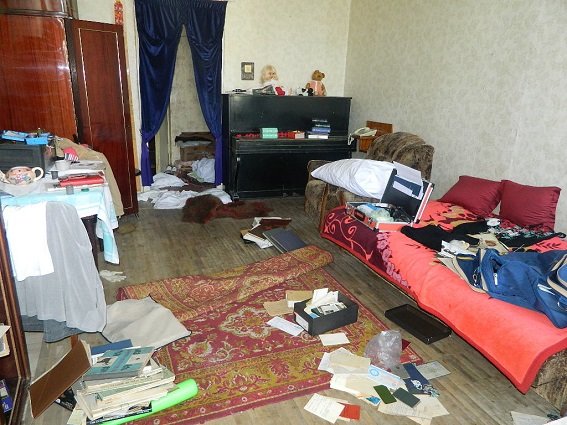 В Киеве парень зарезал мать из-за денег (ФОТО) (фото) - фото 1 В Киеве парень зарезал мать из-за денег (ФОТО) (фото) - фото 1