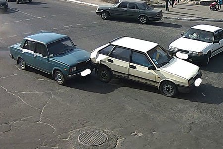 На Сумщине девушка пострадала в результате ДТП (ФОТО+ВИДЕО) (фото) - фото 1 На Сумщине девушка пострадала в результате ДТП (ФОТО+ВИДЕО) (фото) - фото 1