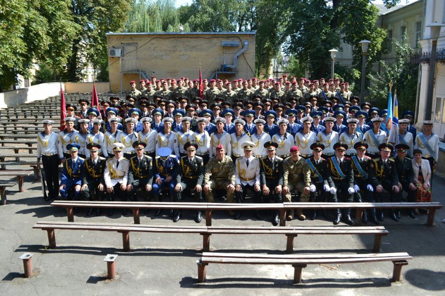 Буковинець служить у Президентському полку (фото) - фото 1 Буковинець служить у Президентському полку (фото) - фото 1