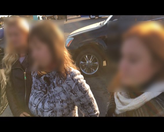 Житель Запорожья пытался вывезти из Харькова в Россию четырех проституток (ФОТО) (фото) - фото 1 Житель Запорожья пытался вывезти из Харькова в Россию четырех проституток (ФОТО) (фото) - фото 1