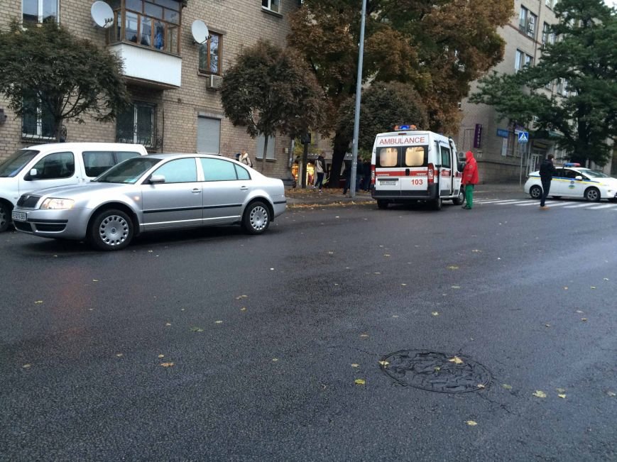 ДТП в Днепропетровске: «Шкода» наехала на несовершеннолетнюю студентку (ФОТО) (фото) - фото 3 ДТП в Днепропетровске: «Шкода» наехала на несовершеннолетнюю студентку (ФОТО) (фото) - фото 3