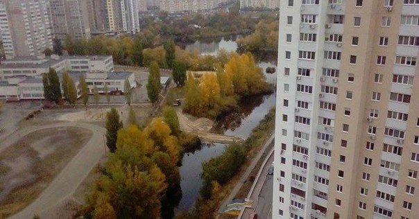 В Киеве засыпают озеро Жандарка (ФОТОФАКТ) (фото) - фото 1 В Киеве засыпают озеро Жандарка (ФОТОФАКТ) (фото) - фото 1