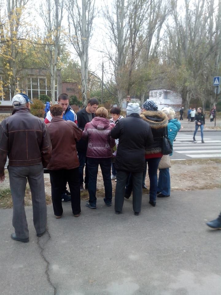 Вибори-2015: хроніка, факти, коментарі (фото) - фото 1 Вибори-2015: хроніка, факти, коментарі (фото) - фото 1