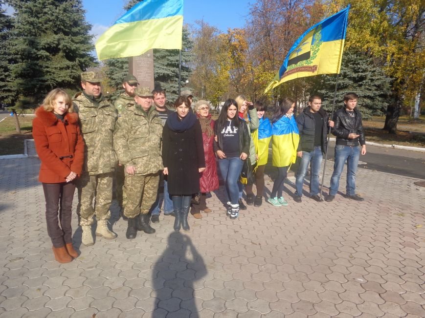 Красноармейский исторический музей почтил подвиг украинского народа в борьбе с нацизмом (фото) - фото 7 Красноармейский исторический музей почтил подвиг украинского народа в борьбе с нацизмом (фото) - фото 7