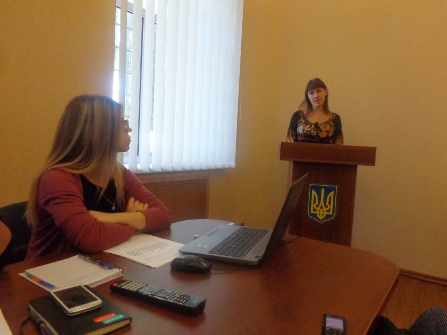 В ДонНТУ Красноармейска состоялся круглый стол по вопросам развития и регулирования малого бизнеса (фото) - фото 2 В ДонНТУ Красноармейска состоялся круглый стол по вопросам развития и регулирования малого бизнеса (фото) - фото 2