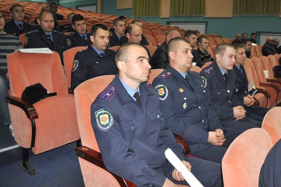 В Полтаві 36 правоохоронців отримали посвідчення учасників бойових дій (фото) - фото 5 В Полтаві 36 правоохоронців отримали посвідчення учасників бойових дій (фото) - фото 5