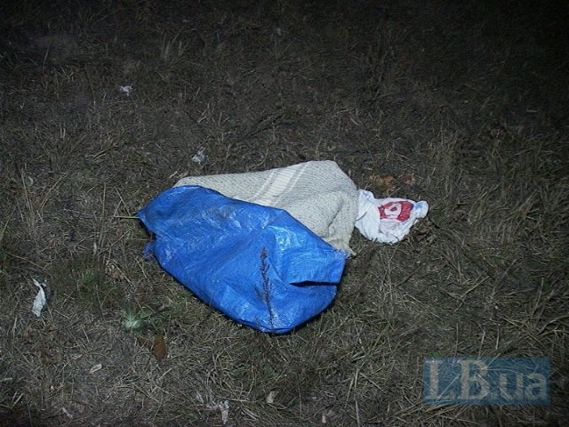 Под Киевом поезд насмерть сбил мужчину (ФОТО, ВИДЕО) (фото) - фото 2 Под Киевом поезд насмерть сбил мужчину (ФОТО, ВИДЕО) (фото) - фото 2