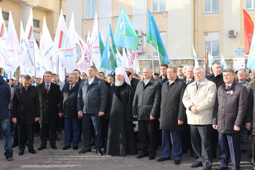 В Брянске День народного единства отметили большим митингом