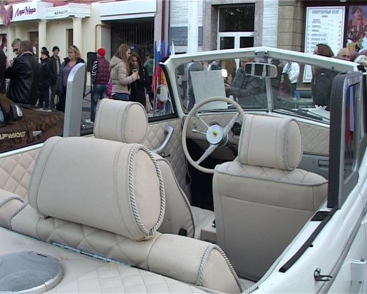 В Армавире состоялась выставка тюнингованных автомобилей «A.R.C.» (фото) - фото 1 В Армавире состоялась выставка тюнингованных автомобилей «A.R.C.» (фото) - фото 1