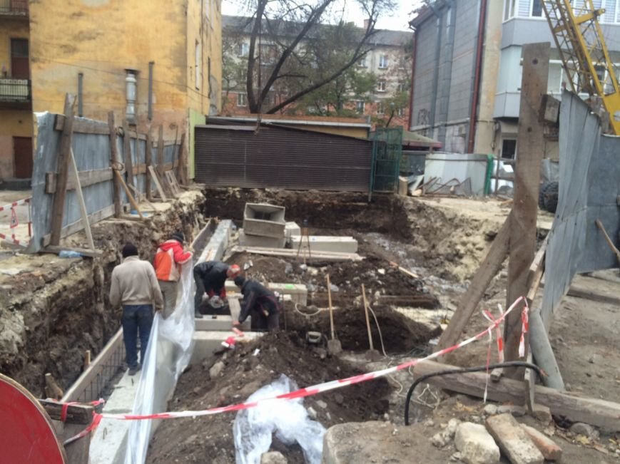 Тернополяни виступають проти забудови центра міста (фото) (фото) - фото 1