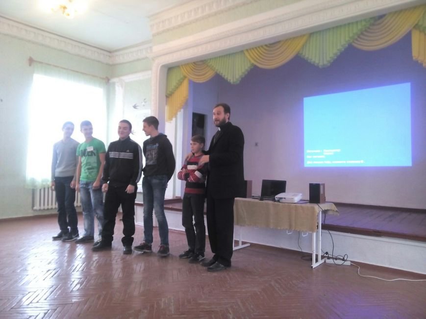 Социальный проект «Городские стражи» продолжает свое шествие по школам Красноармейска и района (фото) - фото 2 Социальный проект «Городские стражи» продолжает свое шествие по школам Красноармейска и района (фото) - фото 2