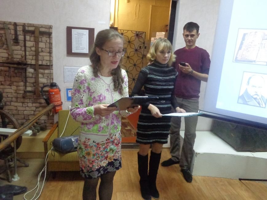 «Коли забув ти рідну мову, біднієш духом ти щодня…» - Красноармейск празднует День украинской письменности и языка (фото) - фото 1 «Коли забув ти рідну мову, біднієш духом ти щодня…» - Красноармейск празднует День украинской письменности и языка (фото) - фото 1
