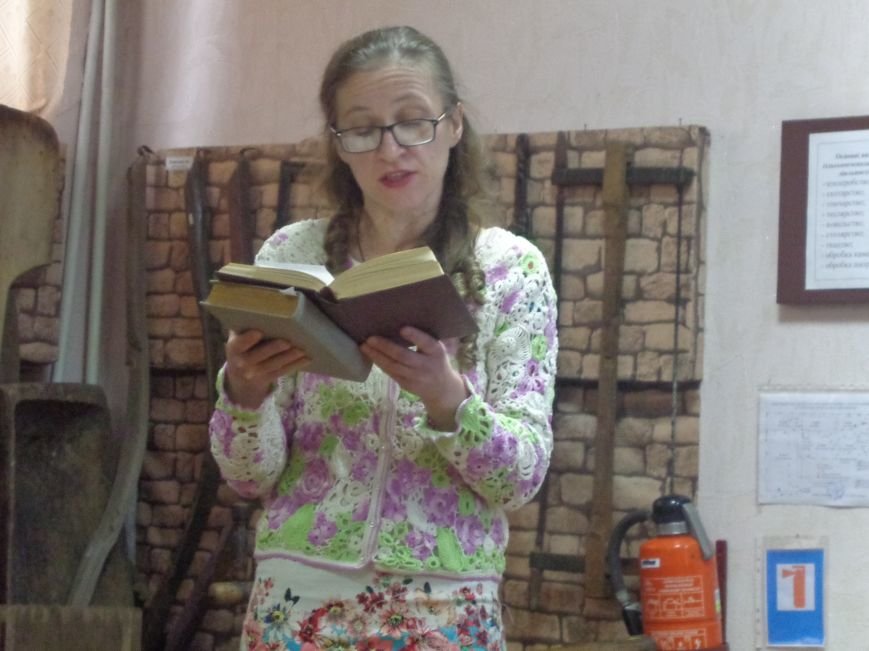 «Коли забув ти рідну мову, біднієш духом ти щодня…» - Красноармейск празднует День украинской письменности и языка (фото) - фото 4 «Коли забув ти рідну мову, біднієш духом ти щодня…» - Красноармейск празднует День украинской письменности и языка (фото) - фото 4