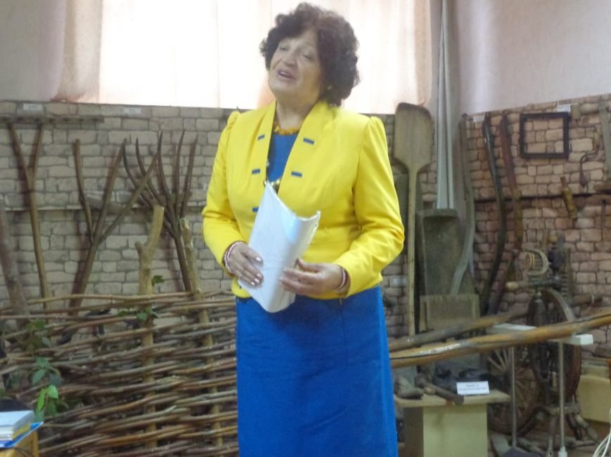 «Коли забув ти рідну мову, біднієш духом ти щодня…» - Красноармейск празднует День украинской письменности и языка (фото) - фото 5 «Коли забув ти рідну мову, біднієш духом ти щодня…» - Красноармейск празднует День украинской письменности и языка (фото) - фото 5