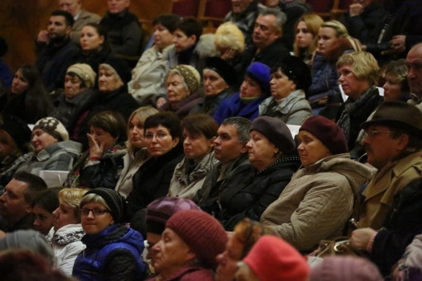 Работники «Южмаша» поддержали Бориса Филатова (фото) - фото 1 Работники «Южмаша» поддержали Бориса Филатова (фото) - фото 1