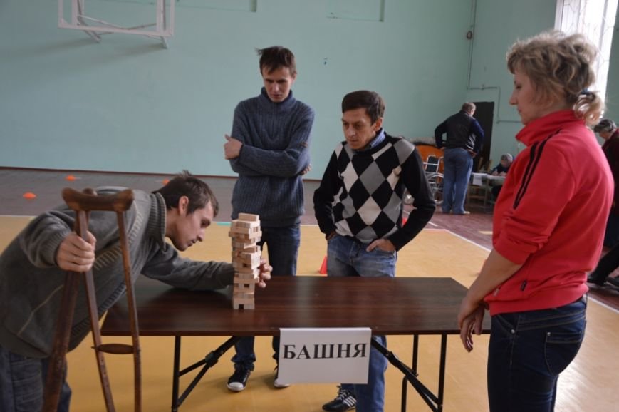 В Никополе стартовала спартакиада «Смотри на меня как на равного» (фото) - фото 2 В Никополе стартовала спартакиада «Смотри на меня как на равного» (фото) - фото 2
