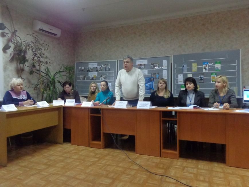 Сегодня красноармейские работодатели рассказали о том, где найти оплачиваемую работу (фото) - фото 1 Сегодня красноармейские работодатели рассказали о том, где найти оплачиваемую работу (фото) - фото 1