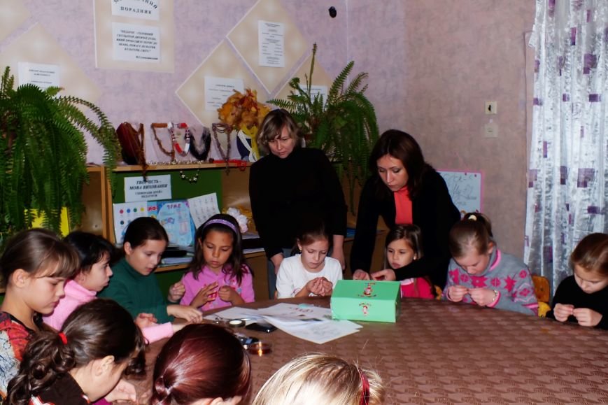 Днепродзержинских школьников зовут на бесплатные занятия в Станцию... Днепродзержинских школьников зовут на бесплатные занятия в Станцию юных техников (фото) - фото 23