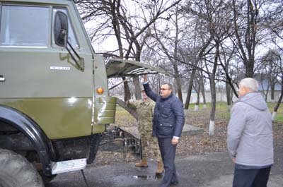 В Конотопському районі відремонтували КАМАЗ для бійців АТО(Фото) (фото) - фото 2 В Конотопському районі відремонтували КАМАЗ для бійців АТО(Фото) (фото) - фото 2