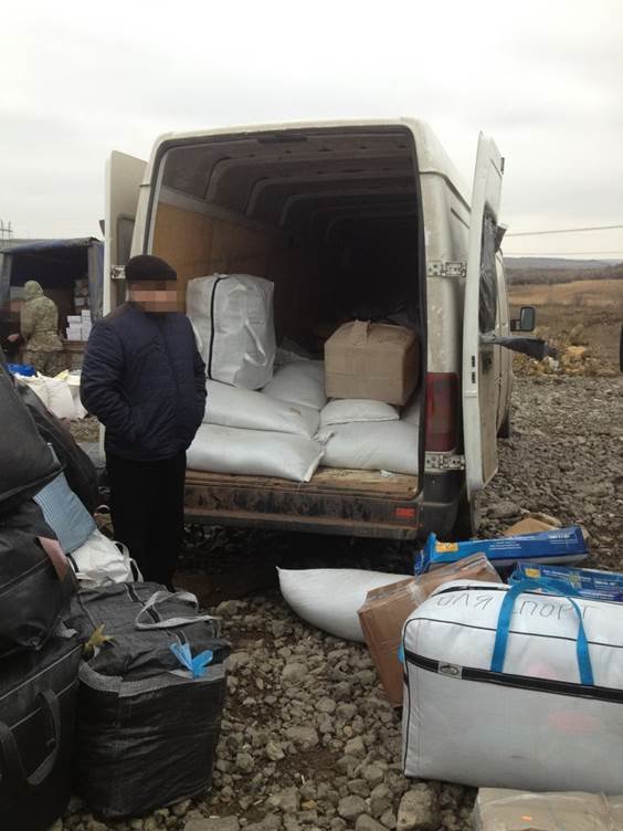 В Артемовском районе СБУ задержала незаконные грузы на 850 000 гривен (ФОТО) (фото) - фото 1 В Артемовском районе СБУ задержала незаконные грузы на 850 000 гривен (ФОТО) (фото) - фото 1
