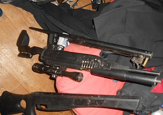 В Измаиле Одесской области мужчина собрал целый арсенал нелегального оружия (ФОТО) (фото) - фото 1