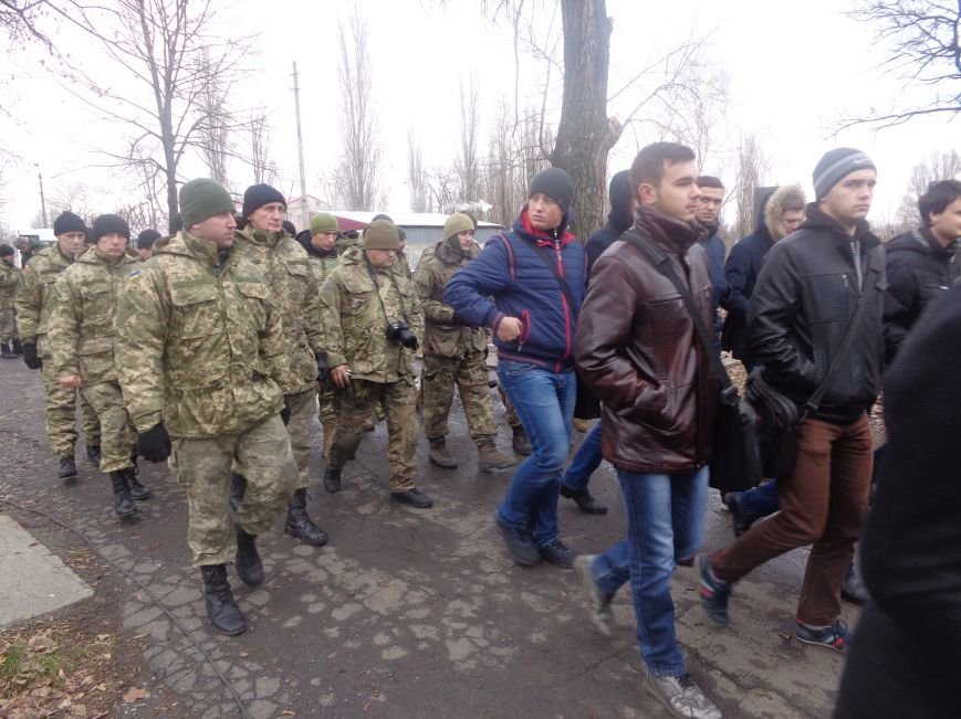«Пам'ять народу – найдостовірніше джерело»: в Красноармейске прошел митинг-реквием памяти жертв беспощадного Голодомора (фото) - фото 1 «Пам'ять народу – найдостовірніше джерело»: в Красноармейске прошел митинг-реквием памяти жертв беспощадного Голодомора (фото) - фото 1