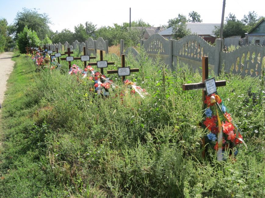 Славянск незаконные захоронения 2 Славянск незаконные захоронения 2