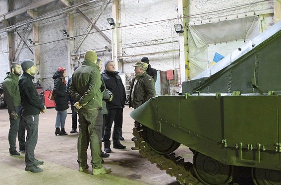 В Киеве представили новый “городской” танк (ФОТО) (фото) - фото 1 В Киеве представили новый “городской” танк (ФОТО) (фото) - фото 1