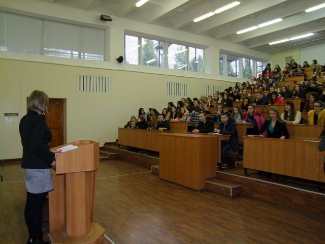 Студенти педуніверситету зустрілися з представниками управління юстиції (фото) - фото 1 Студенти педуніверситету зустрілися з представниками управління юстиції (фото) - фото 1