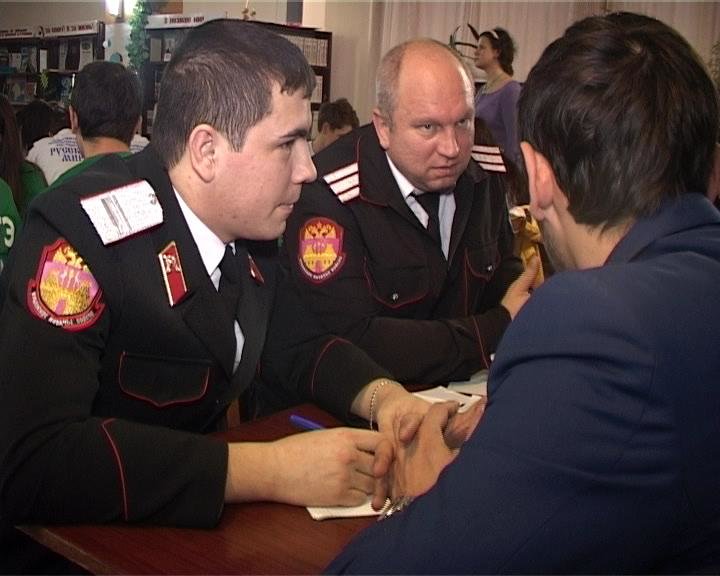 В Армавире прошла первая игра «Что? Где? Когда?» среди национальных общин (фото) - фото 1 В Армавире прошла первая игра «Что? Где? Когда?» среди национальных общин (фото) - фото 1