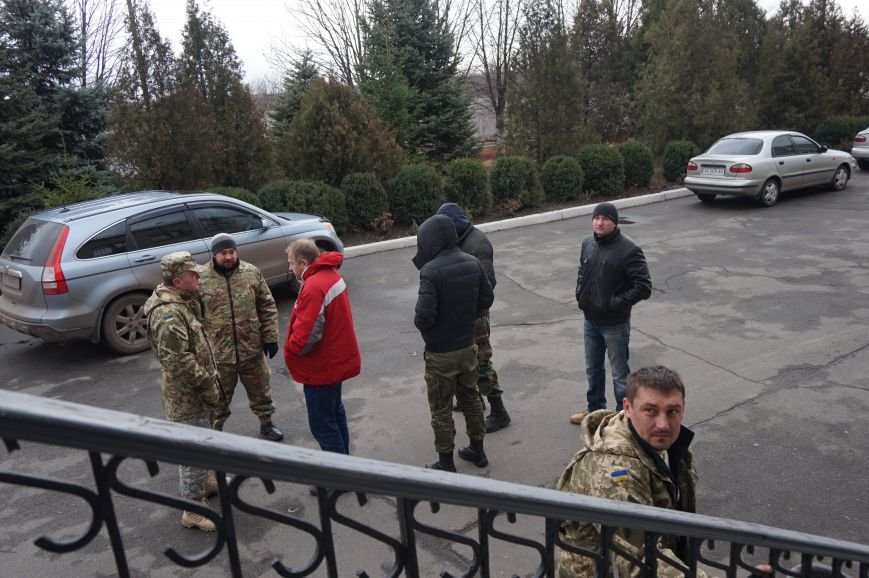 Добровольца батальона «Айдар», которого обвиняли в разбое в зоне АТО, освободили из Криворожского СИЗО (ФОТО) (фото) - фото 1 Добровольца батальона «Айдар», которого обвиняли в разбое в зоне АТО, освободили из Криворожского СИЗО (ФОТО) (фото) - фото 1