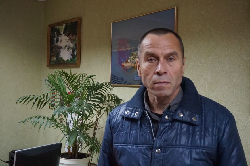Добровольца батальона «Айдар», которого обвиняли в разбое в зоне АТО, освободили из Криворожского СИЗО (ФОТО) (фото) - фото 2 Добровольца батальона «Айдар», которого обвиняли в разбое в зоне АТО, освободили из Криворожского СИЗО (ФОТО) (фото) - фото 2