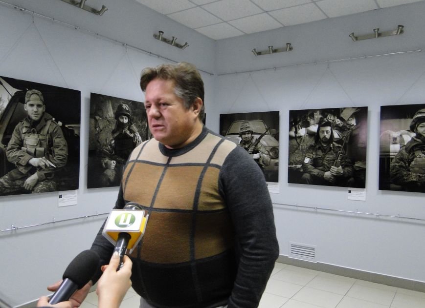 Виставка портретів «Добровольці» місяць пробуде у Хмельницькому музеї-студії фотомистецтва (Фото) (фото) - фото 4 Виставка портретів «Добровольці» місяць пробуде у Хмельницькому музеї-студії фотомистецтва (Фото) (фото) - фото 4