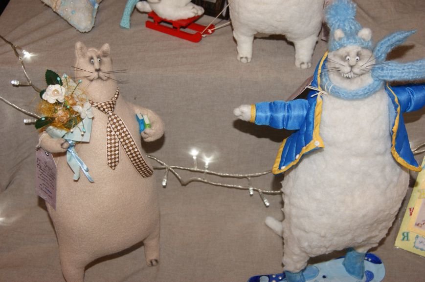 На одесском морвокзале собрали тысячи кукол (ФОТО, ВИДЕО) (фото) - фото 1