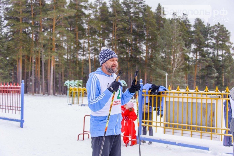Зимний сезон 2015/16 на лыжной базе градообразующего предприятия Полевского открыт (фото) - фото 1 Зимний сезон 2015/16 на лыжной базе градообразующего предприятия Полевского открыт (фото) - фото 1