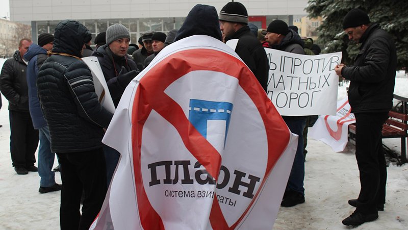 Бегущая неделя. Блэкаут, угасающий протест дальнобойщиков и подгото... Бегущая неделя. Блэкаут, угасающий протест дальнобойщиков и подготовка к новогодним праздникам в Белгороде (фото) - фото 3