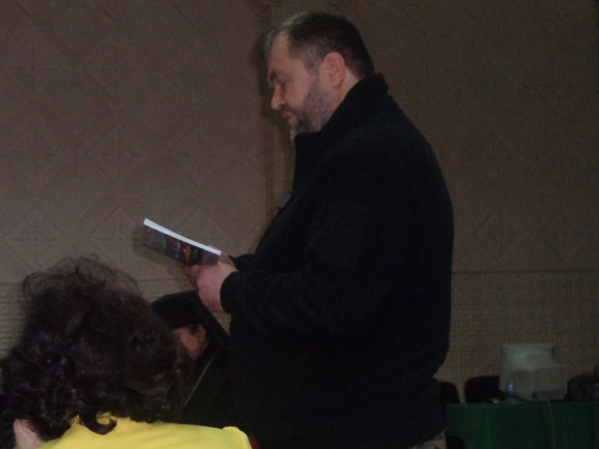 «Війна - то великий виклик, що потребує відповіді» - в Красноармейск приехал фестиваль творчества «Обручка Катерини» (фото) - фото 4 «Війна - то великий виклик, що потребує відповіді» - в Красноармейск приехал фестиваль творчества «Обручка Катерини» (фото) - фото 4