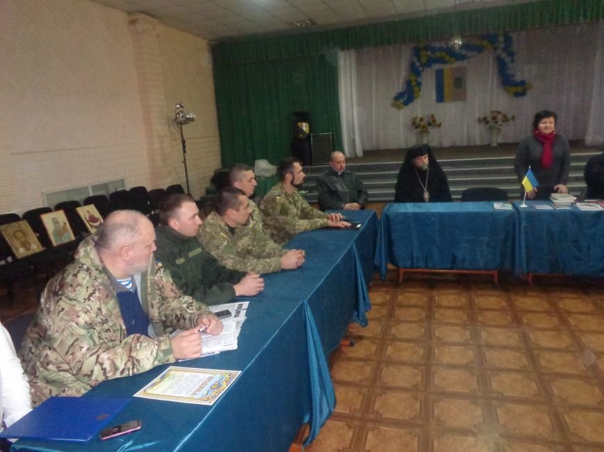 «Війна - то великий виклик, що потребує відповіді» - в Красноармейск приехал фестиваль творчества «Обручка Катерини» (фото) - фото 2 «Війна - то великий виклик, що потребує відповіді» - в Красноармейск приехал фестиваль творчества «Обручка Катерини» (фото) - фото 2