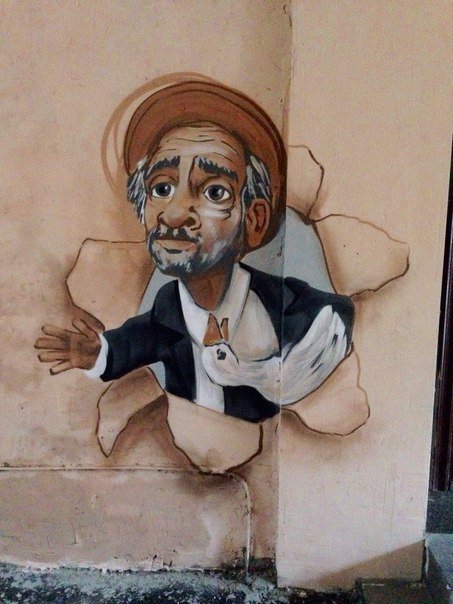 На одесской стене появилось граффити Паниковского, который уже украл гуся (ФОТО) (фото) - фото 1