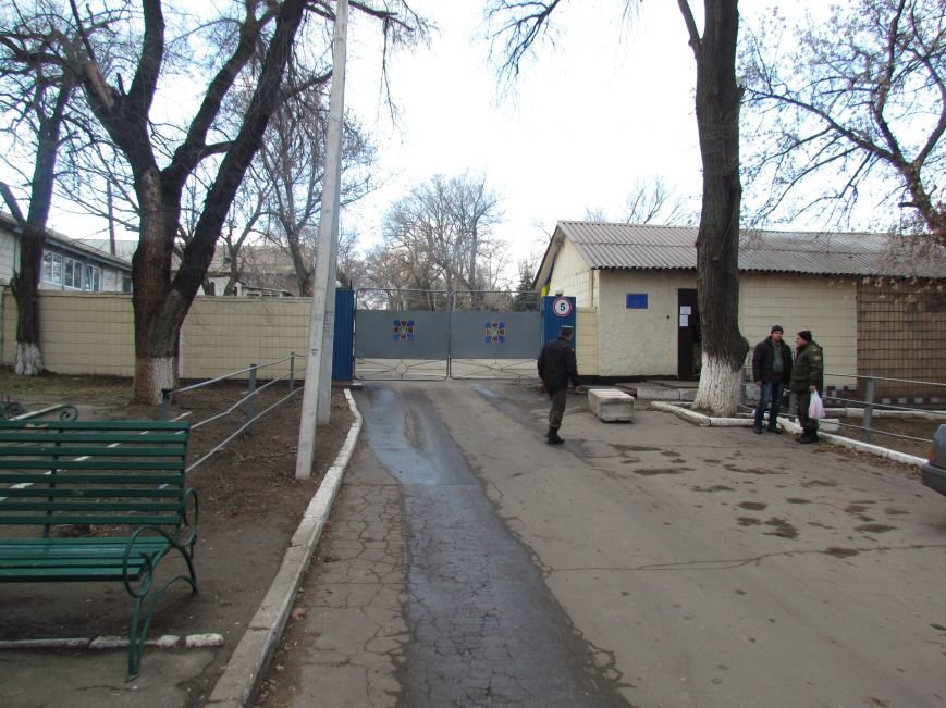 Нацгвардейцы в Мариуполе обвинили командиров своей части в..., фото-2 Нацгвардейцы в Мариуполе обвинили командиров своей части в вымогательстве, пьянстве и воровстве (ФОТО), фото-2
