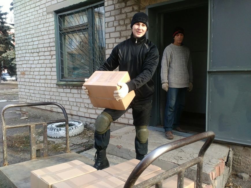 Артемовская ЦРБ и 2-ая горбольница получили продовольственную помощь от АДРА Украина (фото) - фото 1 Артемовская ЦРБ и 2-ая горбольница получили продовольственную помощь от АДРА Украина (фото) - фото 1