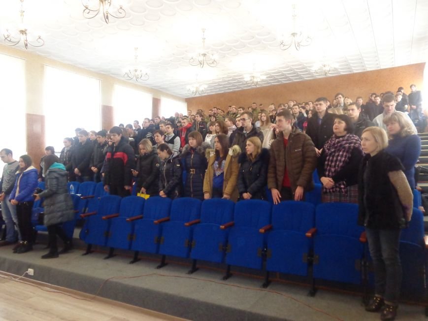 «Козацькому роду нема переводу!» - в Красноармейске выступил украинский коллектив «Вертеп» (фото) - фото 15 «Козацькому роду нема переводу!» - в Красноармейске выступил украинский коллектив «Вертеп» (фото) - фото 15