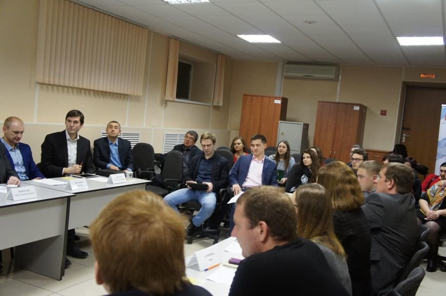 В городе прошло первое заседание “Брянского областного бизнес-инкубатора” (фото) - фото 4 В городе прошло первое заседание “Брянского областного бизнес-инкубатора” (фото) - фото 4