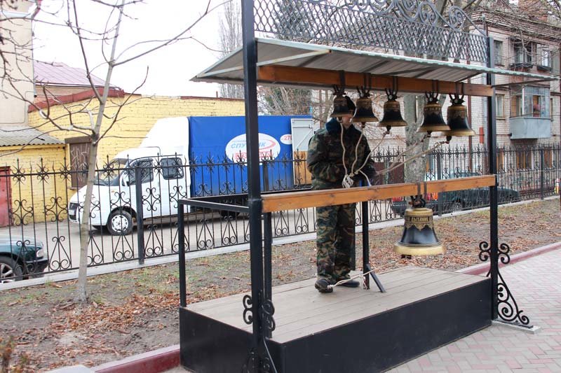 Жители города вспомнили земляков, погибших в Чечне (фото) - фото 3 Жители города вспомнили земляков, погибших в Чечне (фото) - фото 3