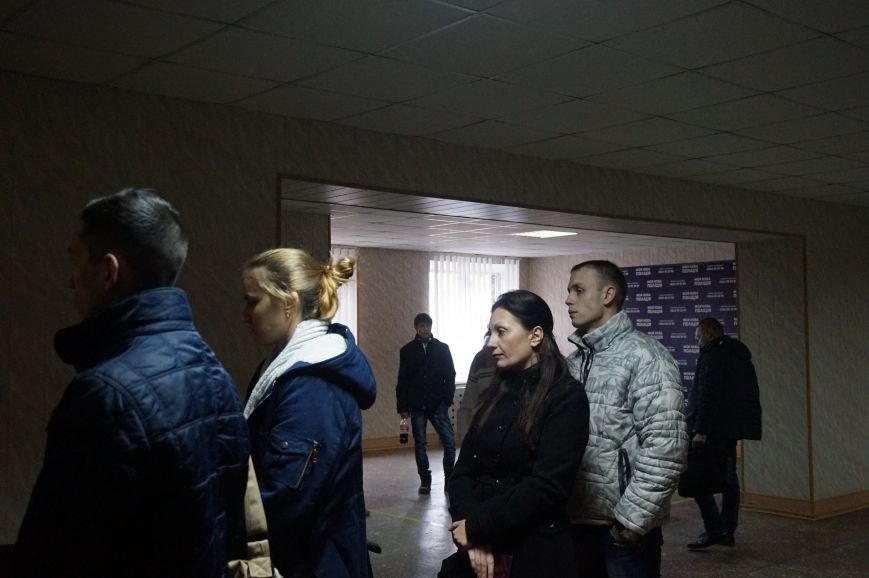 Две трети кандидатов в новую полицию Кривого Рога не смогли сдать тесты (ФОТО) (фото) - фото 1 Две трети кандидатов в новую полицию Кривого Рога не смогли сдать тесты (ФОТО) (фото) - фото 1