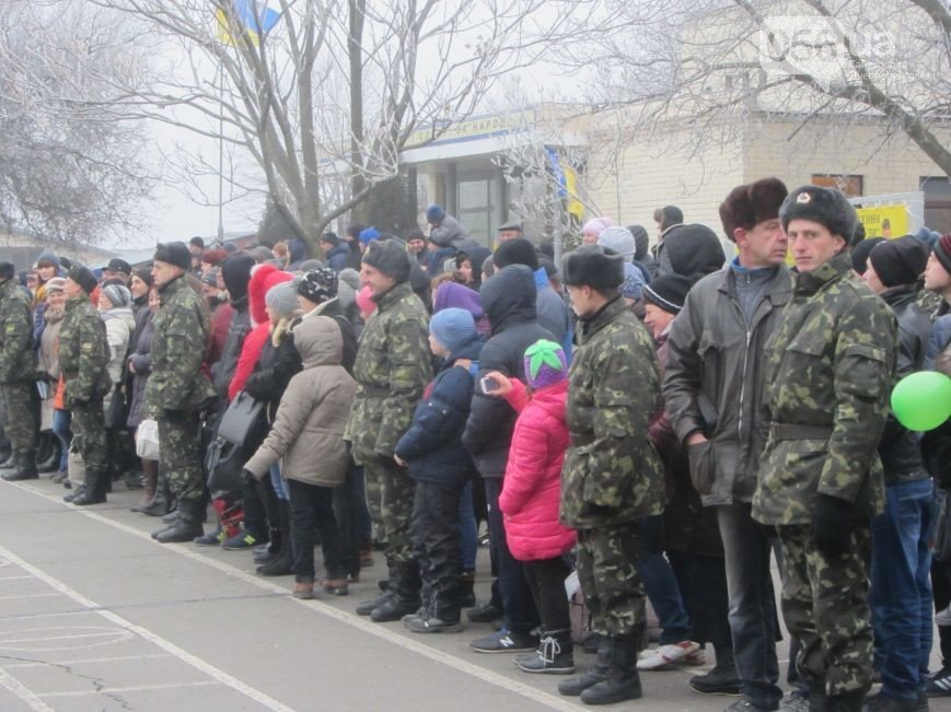 В Днепропетровске 190 военнослужащих приняли присягу на верность украинскому народу (ФОТО) (фото) - фото 1 В Днепропетровске 190 военнослужащих приняли присягу на верность украинскому народу (ФОТО) (фото) - фото 1