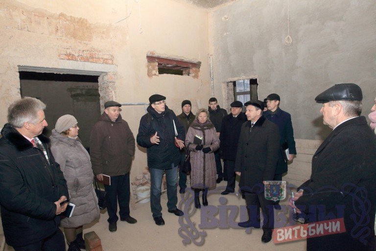«Надо бы всем миром скинуться». Реконструкцию здания, где п..., фото-1 «Надо бы всем миром скинуться». Реконструкцию здания, где преподавал Шагал, мэр считает приоритетной, фото-1