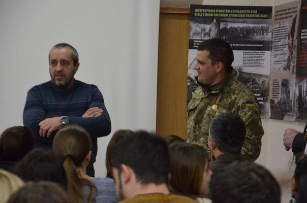 Викладачі педуніверситету - бійці АТО під час відпустки зустрілися зі студентами (фото) - фото 1 Викладачі педуніверситету - бійці АТО під час відпустки зустрілися зі студентами (фото) - фото 1