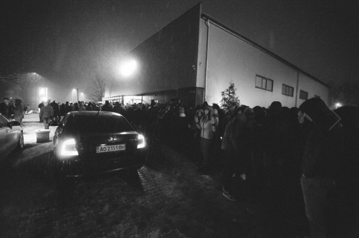 Російські репери з піснями на бандитському сленгу і з матюками зібрали в Івано-Франківську аншлаг. ФОТО (фото) - фото 3