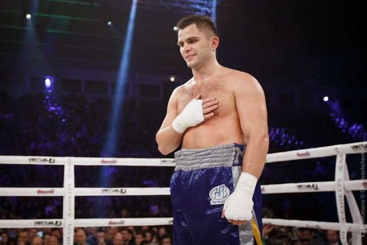 Боксер из Чернигова победил соперника из Эквадора на первом в Украине бое AIBA Pro Boxing (фото) - фото 1 Боксер из Чернигова победил соперника из Эквадора на первом в Украине бое AIBA Pro Boxing (фото) - фото 1